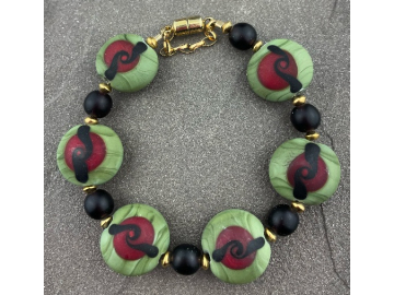 Maritini with olive bracelet